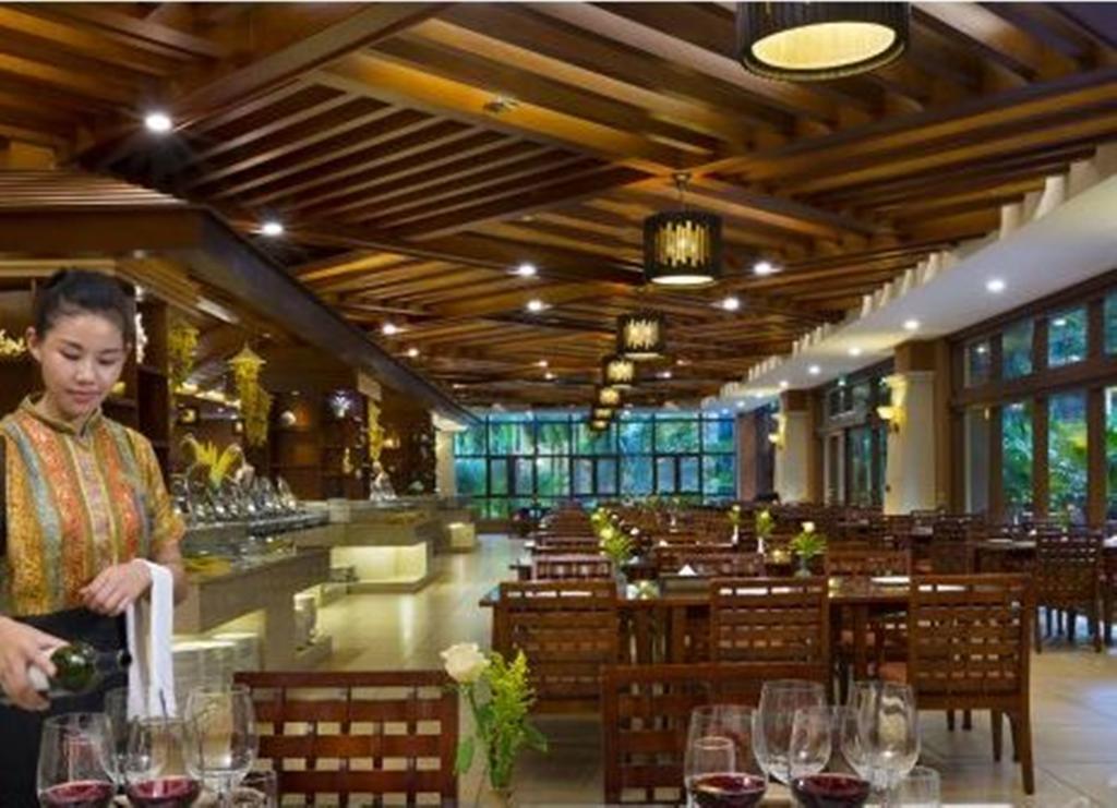 Готель Ramada Plaza Xishuangbanna Екстер'єр фото