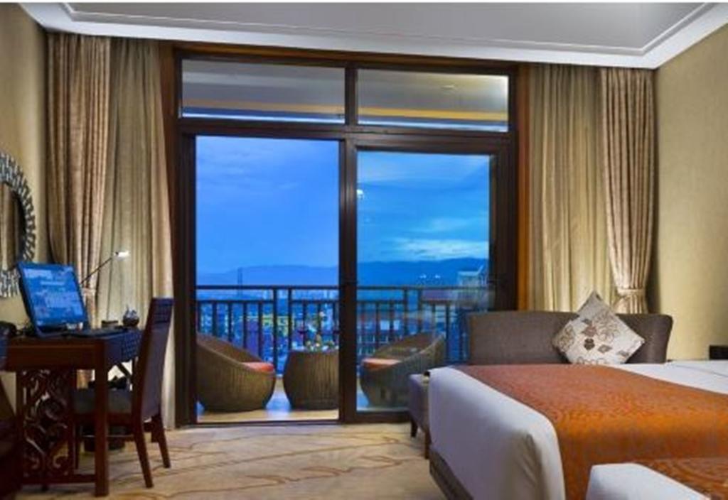 Готель Ramada Plaza Xishuangbanna Екстер'єр фото