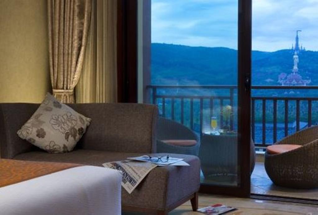 Готель Ramada Plaza Xishuangbanna Екстер'єр фото