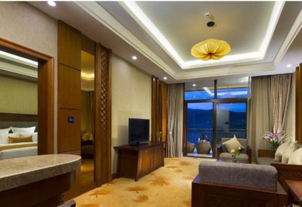 Готель Ramada Plaza Xishuangbanna Екстер'єр фото