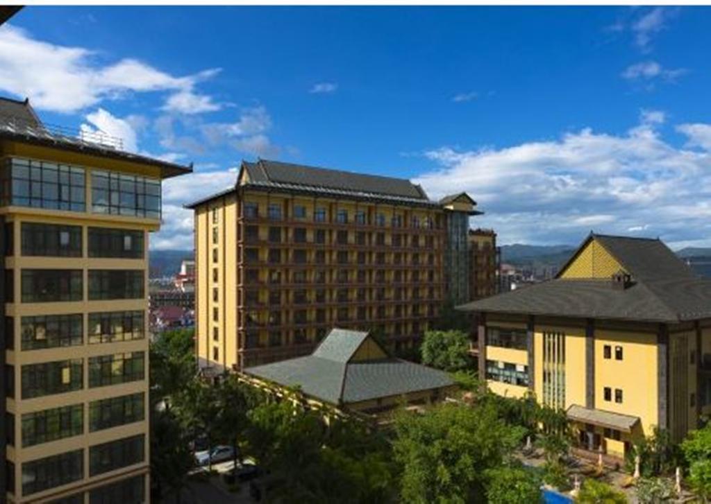 Готель Ramada Plaza Xishuangbanna Екстер'єр фото