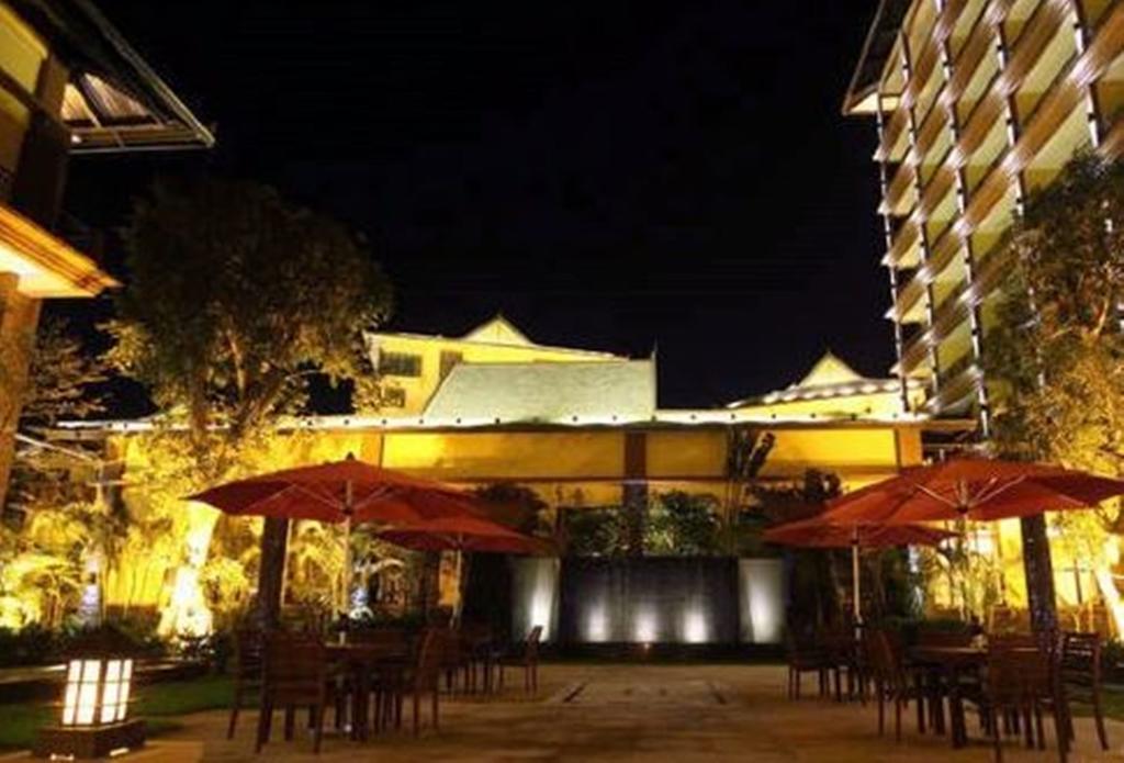 Готель Ramada Plaza Xishuangbanna Екстер'єр фото