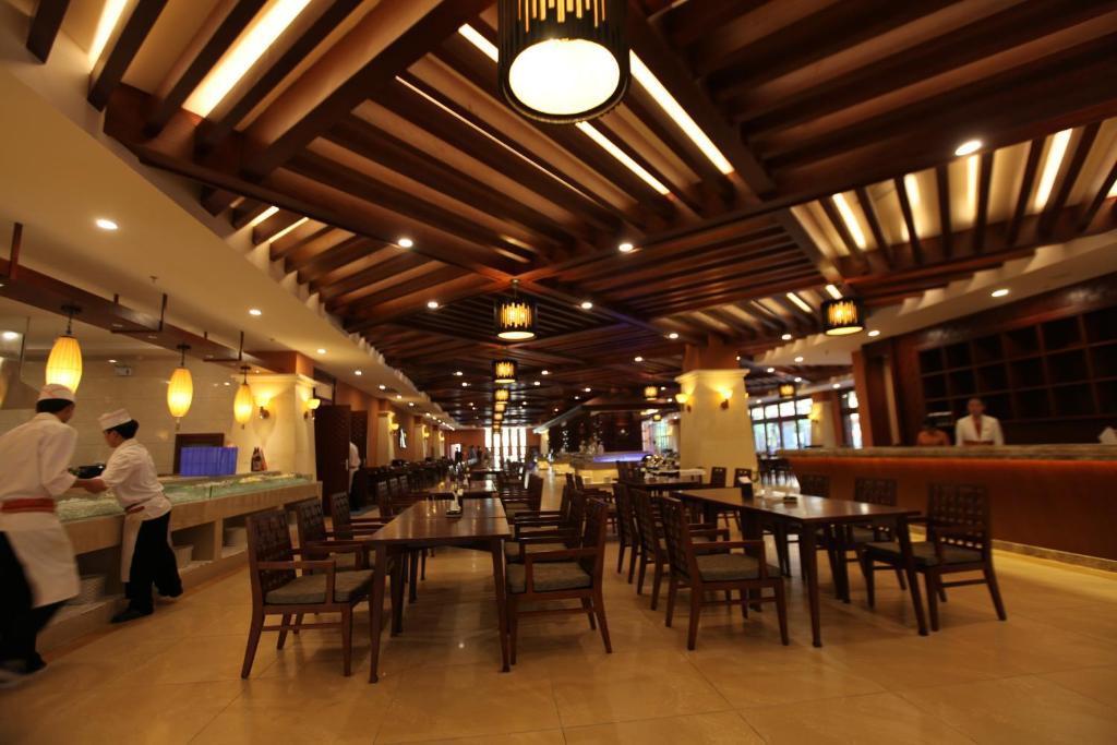 Готель Ramada Plaza Xishuangbanna Екстер'єр фото